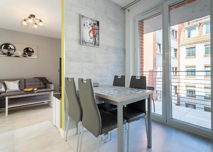 Apartament Old Town Tartaczna 43
